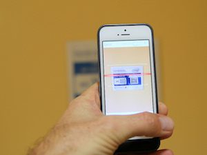 using a smart phone app to scan qr codes