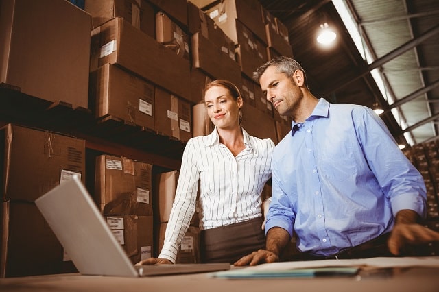 Warehouse managers using software