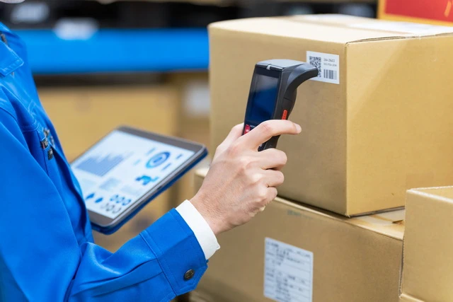 Scanning QR Code in a Warehouse